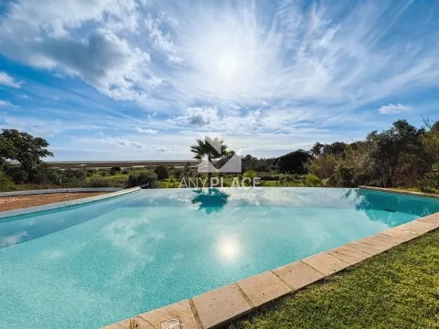 EXCLUSIEVE LUXE VILLA OP EEN UNIEKE LOCATIE