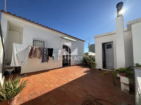 An authentic villa in the most desirable areas of Loulé, where the past inspires and the future takes shape