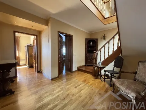 Wohnung 6 Schlafzimmer