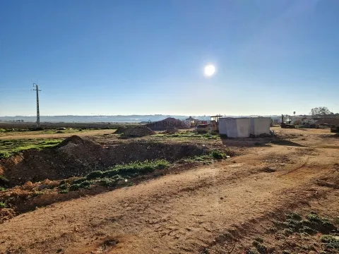 Lote de Terreno - Construção Moradia Isolada - Lagoa - Algarve