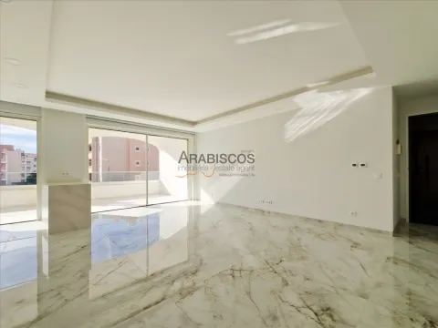 Apartment T4 - Balconies with 46 m2 - Pool - Air Conditioning - Underfloor Heating - Lagos - Algar