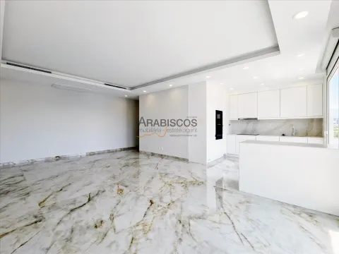 Apartment T4 - Balconies with 46 m2 - Pool - Air Conditioning - Underfloor Heating - Lagos - Algar