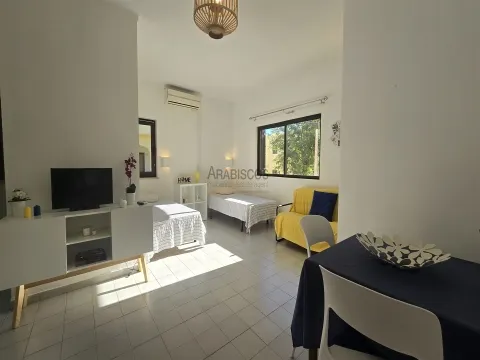 Studio – Meublé et Équipé – Parking – Jardins – Alvor – Quinta Nova – Portimão – Algarve
