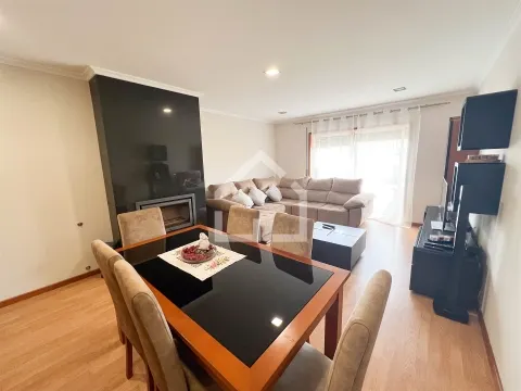 Apartment Floor Dwelling T2