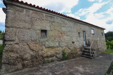 Fattoria con 6125 m2 a Pencelo, Guimarães