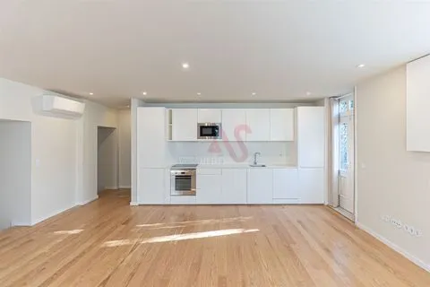 3 bedroom apartment in Foz 3 minutes from the beach of the pier