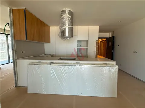 Apartamento T2 no empreendimento Espinho Beach Residendes em Espinho