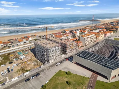 Apartamento de 1 dormitorio en la urbanización Espinho Beach Residendes en Espinho