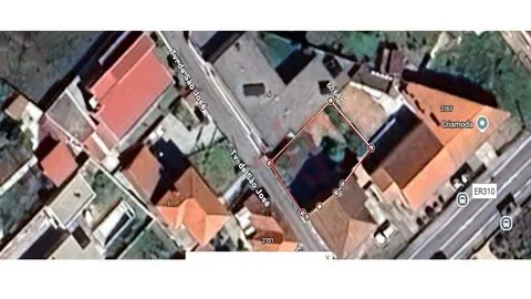 Terrain à bâtir de 231 m² à Brito, Guimarães