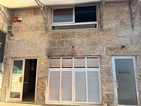 Trespasse – Bar / Espaço Noturno no Centro de Vizela – Em Pleno Funcionamento