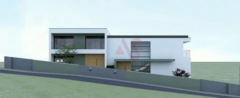 Moradia geminada T3 nova no Centro de Fafe