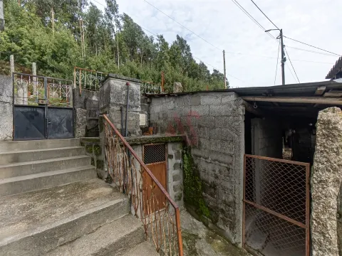 Maison 2 chambres à São Faustino, Guimarães - Excellente opportunité d’investissement