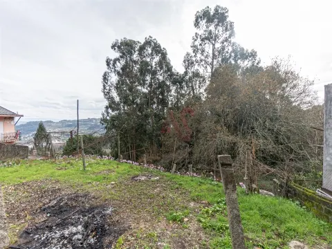 Maison 2 chambres à São Faustino, Guimarães - Excellente opportunité d’investissement