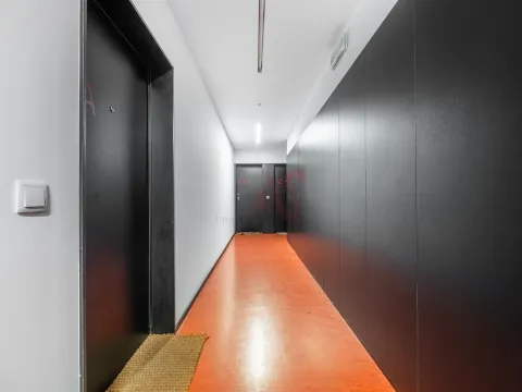Appartement T0 divisé en T1 | À côté de l’Université du Minho - campus Azurém, Guimarães