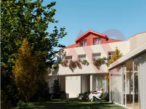 Apartamento T0 Duplex no Moinho de Vento Flats – Leça da Palmeira com Terraço e Varanda