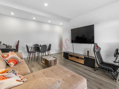 3-Zimmer-Wohnung | Komplett renoviert | Ausgestattete Küche | Garage geschlossen | Mesão Frio, Guimarães