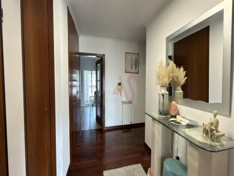 Appartement de 2 chambres à louer à Santa Eulália, Vizela