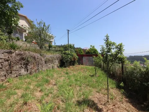 Terreno para Construção com PIP Aprovado em Airão, Guimarães – Projeto para Moradia V3 