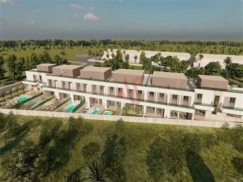 Moradia T3 Inserida no Empreendimento "MGE Exclusive Villas" com Piscina Privada em Albufeira