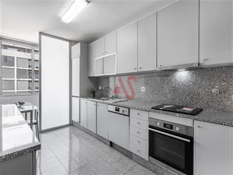 Apartamento T2 no Fórum Vizela – Localização Premium
