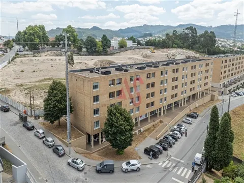 Appartamento con 3 camere da letto arredato e attrezzato | Moreira de Cónegos, Guimarães | Garage e ascensore