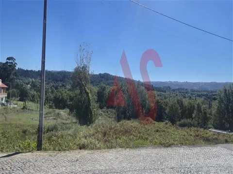 TERRENO URBANIZÁVEL COM 2.750 M² | ESTORÃOS, FAFE