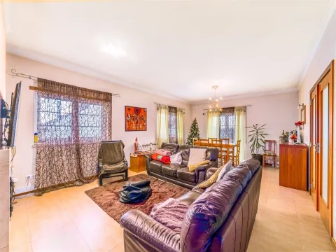 Moradia Isolada T3+1 DUPLEX