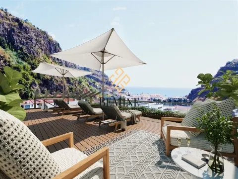  The Special 1 / 2 Bedrooms / Funchal - Madeira Island
