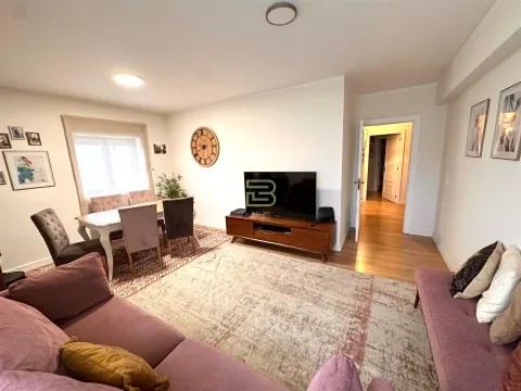  Apartamento T2 - Localização Premium no Coração de Vila Nova de Gaia 