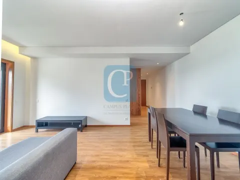 Apartamento T2, no Asprela Domus I, em frente ao Hospital S. João