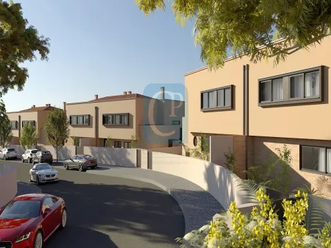 Semi-detached house T3+1 Duplex, in the Villas de Nazarães Condominium