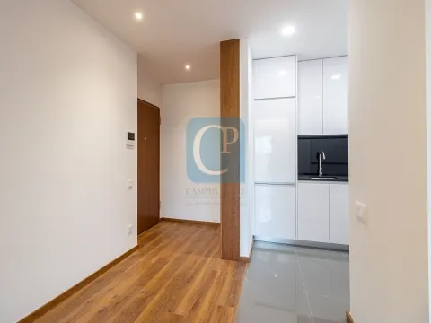 Apartamento T2Kit, no Asprela Domus III, ao Hospital de São João