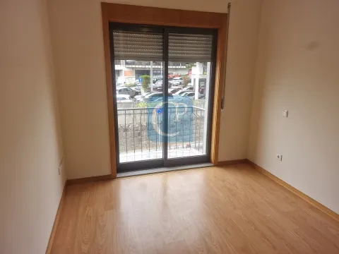 Renovated 2 bedroom apartment in São Mamede Infesta e Senhora da Hora