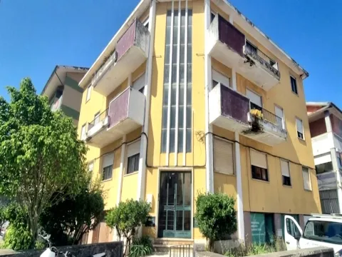 Wohnung 4 Schlafzimmer