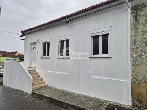 半独立式的房子 2个房间