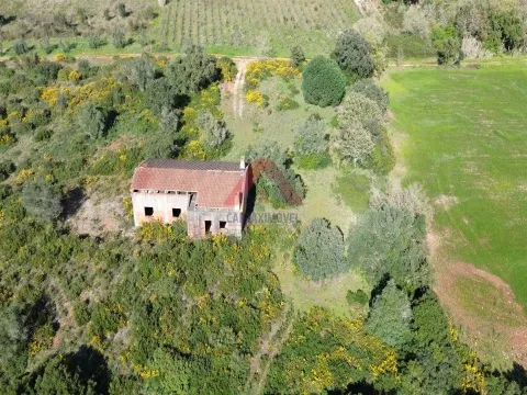 Moradia para Restaurar T3