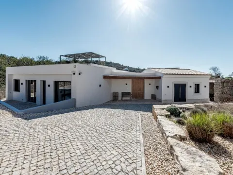 Maison rurale T3 à vendre à Loulé