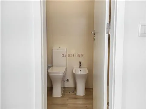 T3 en Seixal completamente REFORMADO