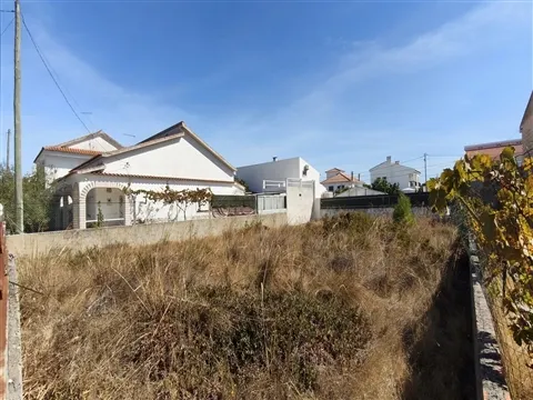 Landgrundstück