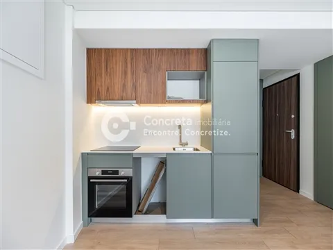 Apartamento T0 novo com pátio no centro de Braga