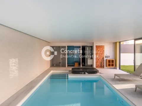 Moradia T3 com piscina interior em Tamel S. Veríssimo, Barcelos