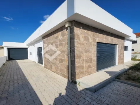 House T3 - Pinhal do General, Fernão Ferro