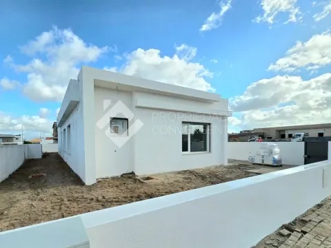 Moradia Isolada T3 com piscina - Azeitão