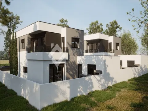 Moradia Isolada T4 - Fernão Ferro