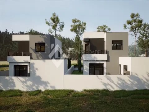 Moradia Isolada T4 - Fernão Ferro