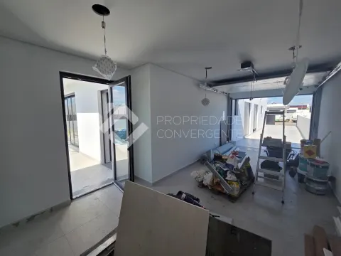 Moradia Isolada T4 com piscina - Azeitão