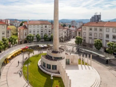 Moradia para Restaurar T2