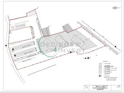  Oportunidade Fantástica: Terreno para Construção em Bustos!
