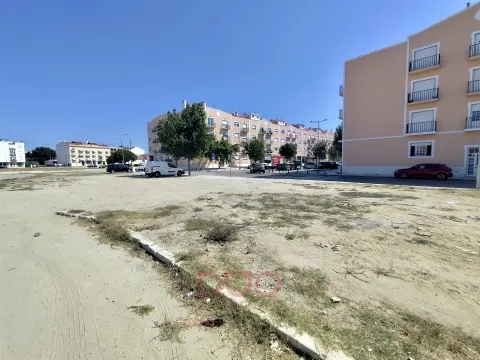 Terreno Construção de Prédio à venda no Pinhal Novo