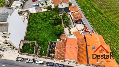 Excelente Terreno p/ Construção a 350 m do Amial